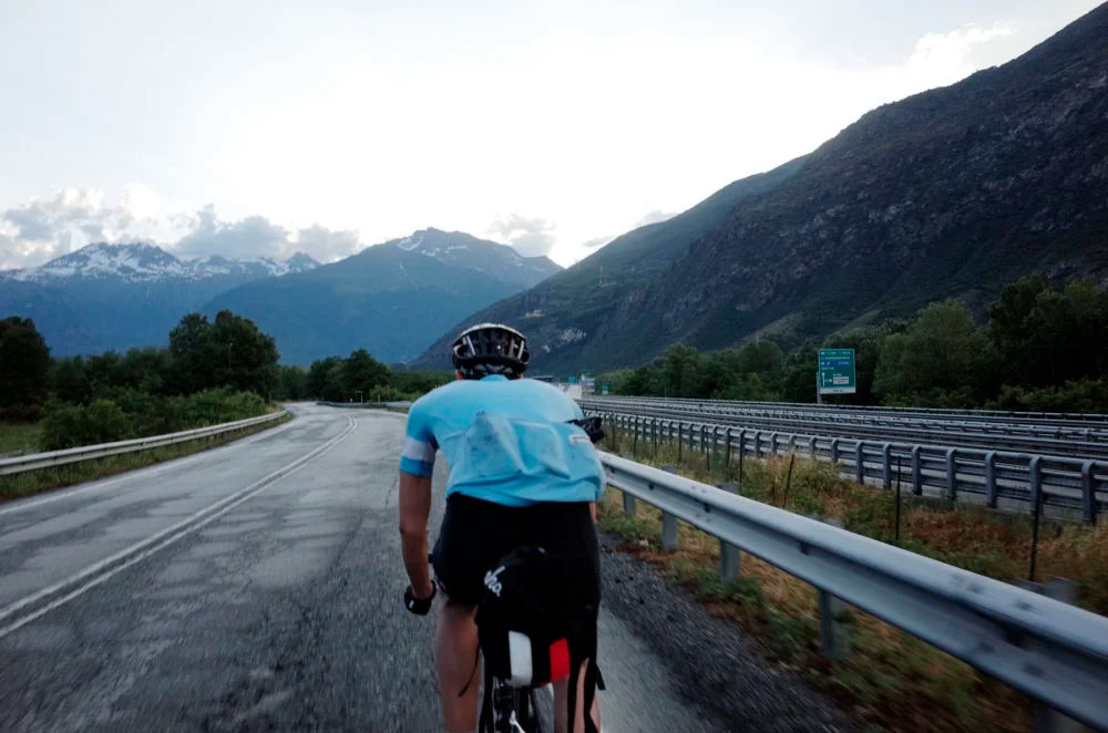 notr dame the cyclistes 02