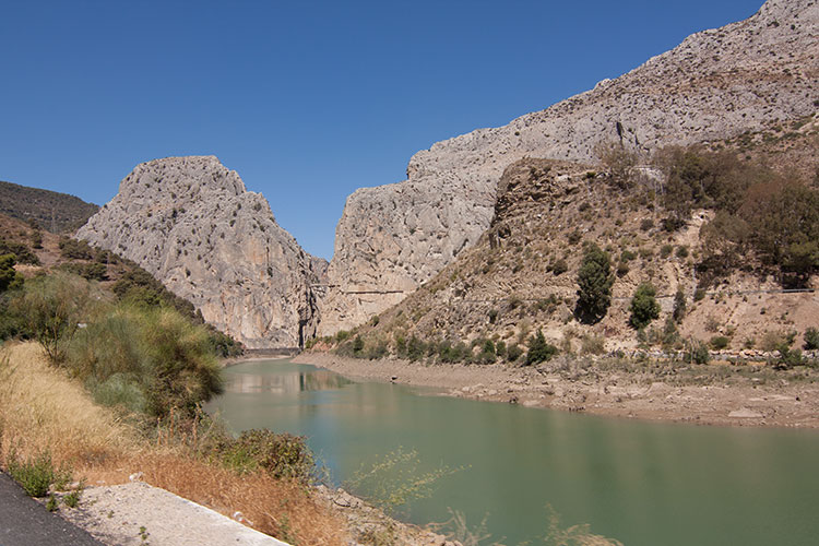 Caminito del Rey as a highlight of a cycle jorney to El Chorro