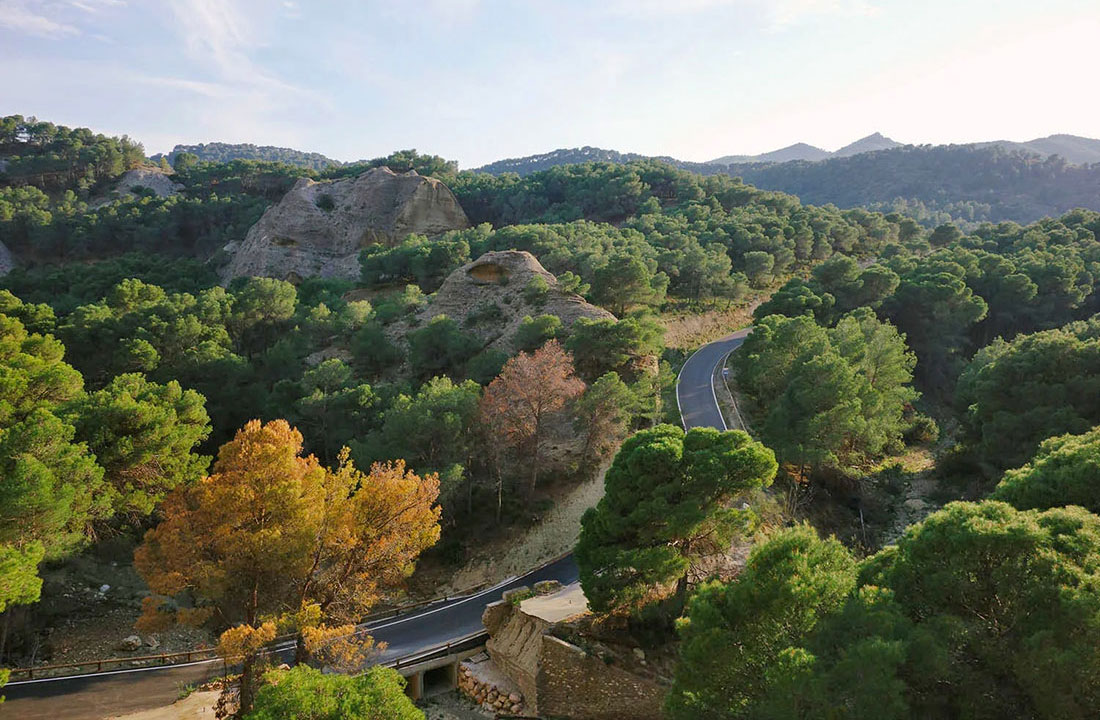 Cycling road truogh Montes de Malaga and El Chorro 